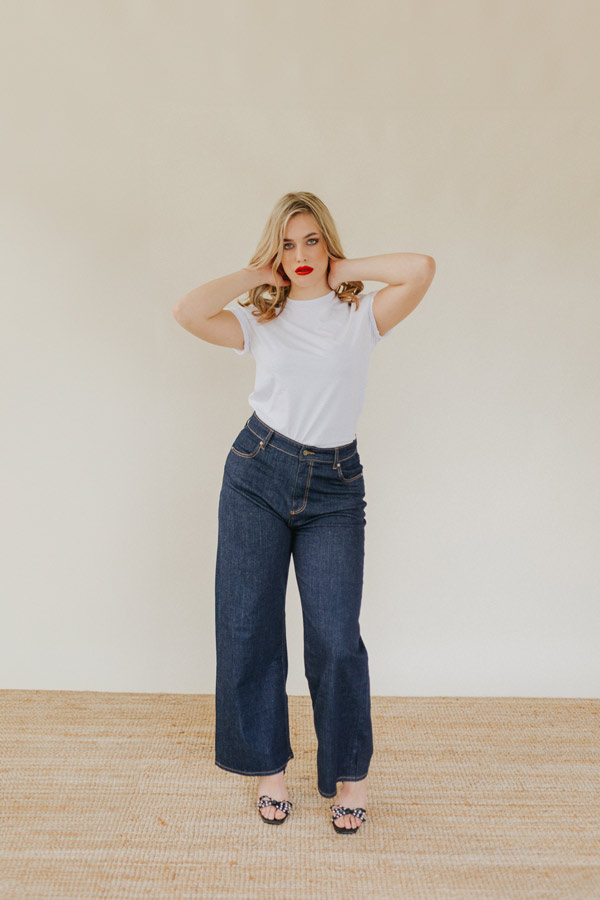 L.O.V.E. DEEP BLUE - Wide Leg Jeans